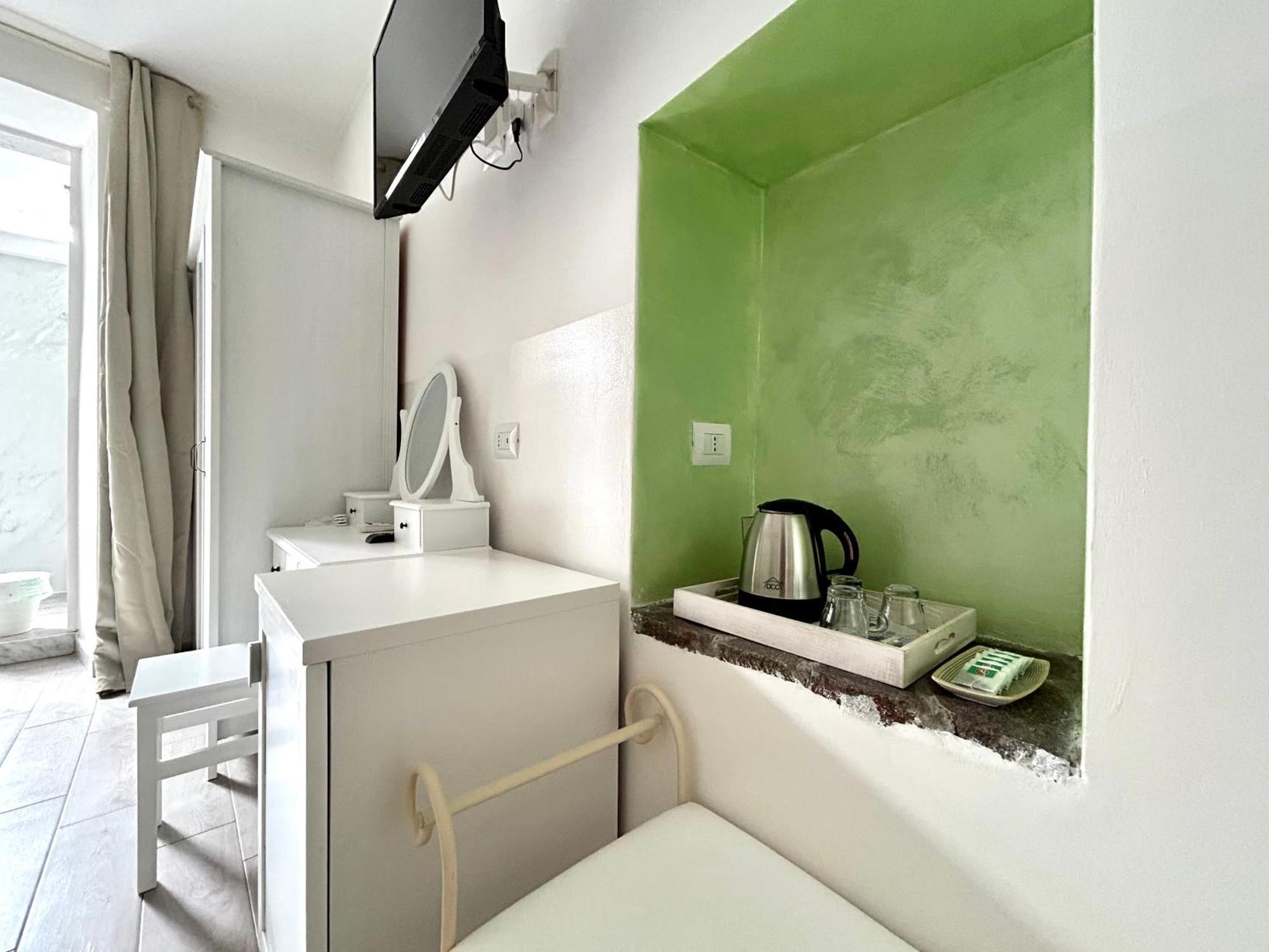 Fezzano / Portovenere Stilish Double Rooms With Sea View, Balcony Or Small Courtyard Buitenkant foto