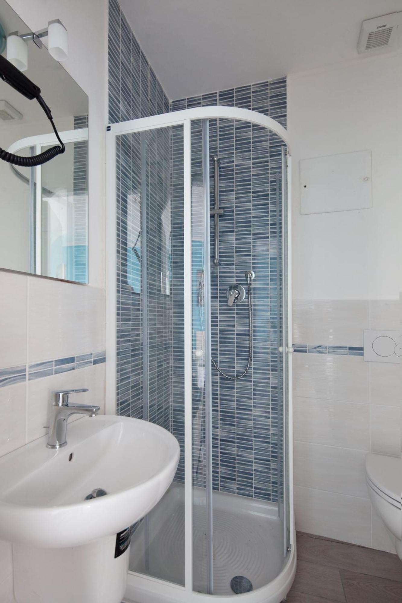 Fezzano / Portovenere Stilish Double Rooms With Sea View, Balcony Or Small Courtyard Buitenkant foto